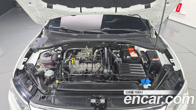 Volkswagen Jetta 2021 — photo 6
