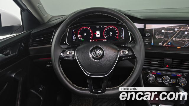 Volkswagen Jetta 2021 — photo 21