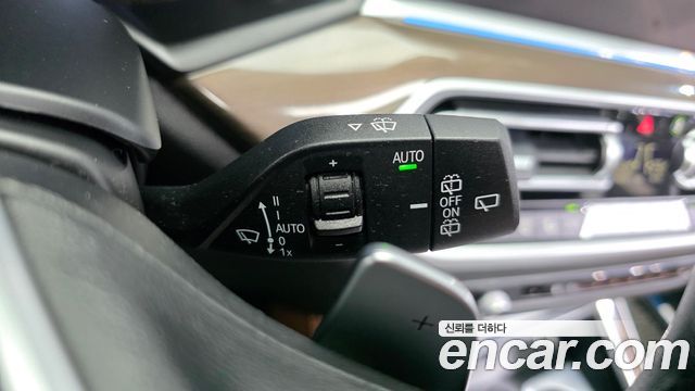 BMW X5 2022 — photo 30