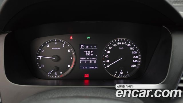 Hyundai Sonata 2016 — photo 11