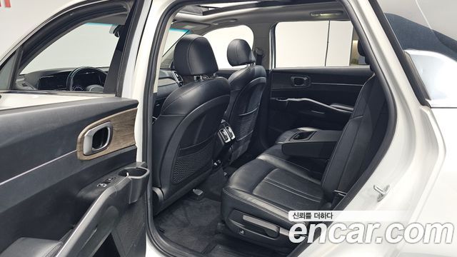 Kia Sorento 2022 — photo 17