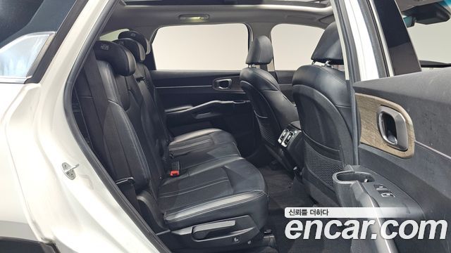 Kia Sorento 2022 — photo 18