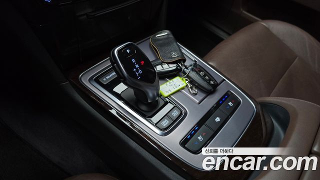 Hyundai Equus 2013 — photo 9