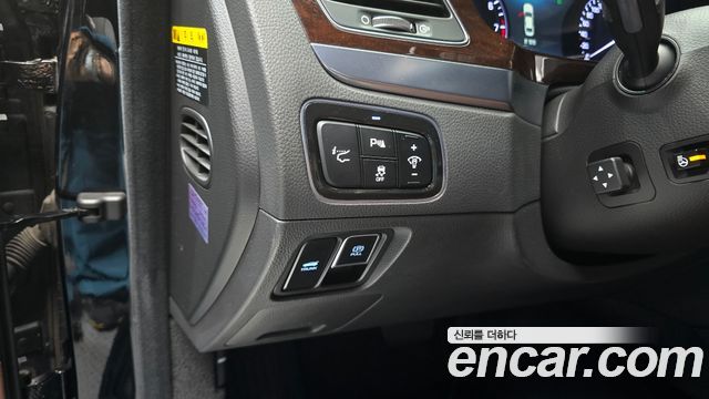 Hyundai Equus 2013 — photo 16