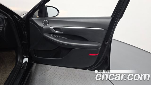 Hyundai Sonata 2022 — photo 14