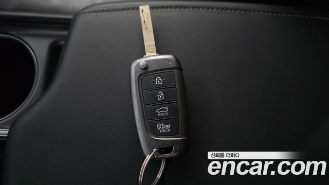 Hyundai Sonata 2022 — photo 30