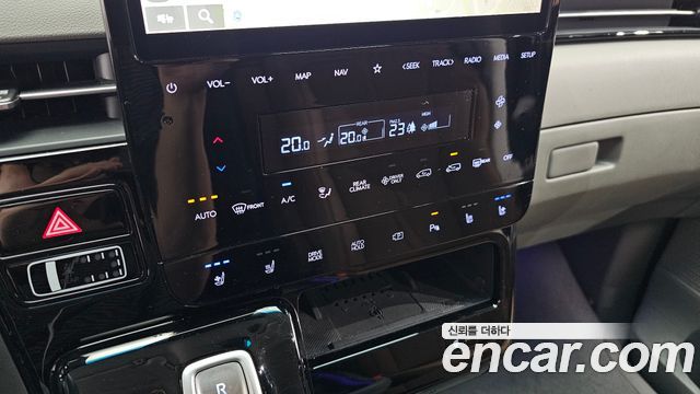 Hyundai Staria 2025 — photo 22