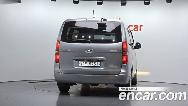 Hyundai Starex 2018 — photo 4