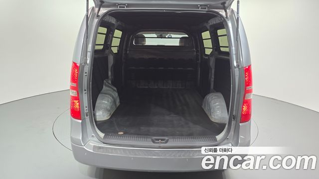 Hyundai Starex 2018 — photo 15