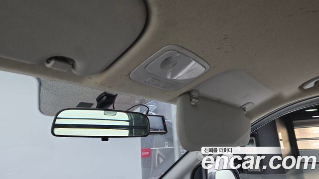 Hyundai Starex 2018 — photo 17