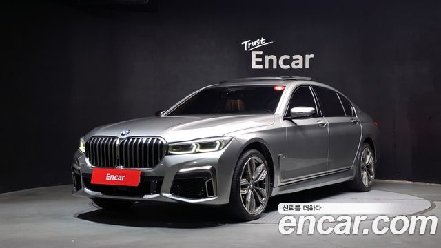 BMW 7-Series 2021 — photo 1