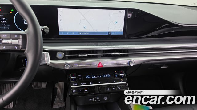 Hyundai Grandeur 2023 — photo 13