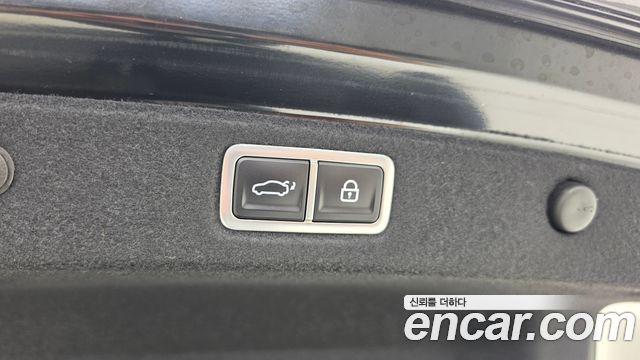 Hyundai Grandeur 2023 — photo 17