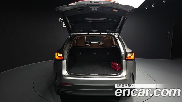 Lexus NX 2025 — photo 26