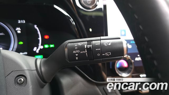 Lexus NX 2025 — photo 35