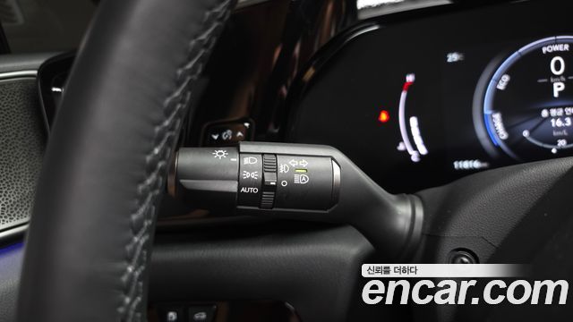 Lexus NX 2025 — photo 36