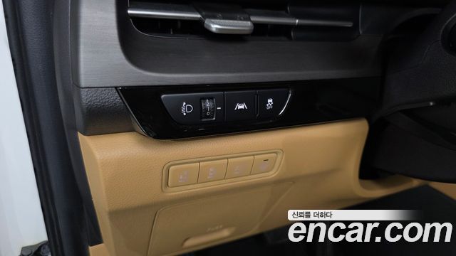 Kia Canival 2021 — photo 18