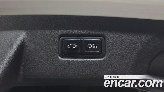 Kia Canival 2021 — photo 27