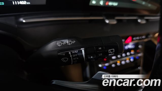 Kia Canival 2021 — photo 35