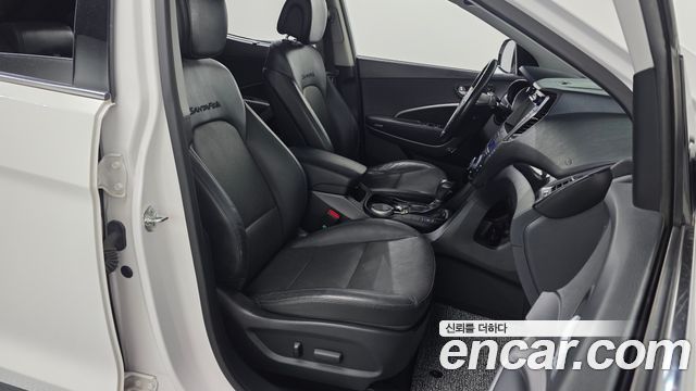 Hyundai Santafe 2015 — photo 11