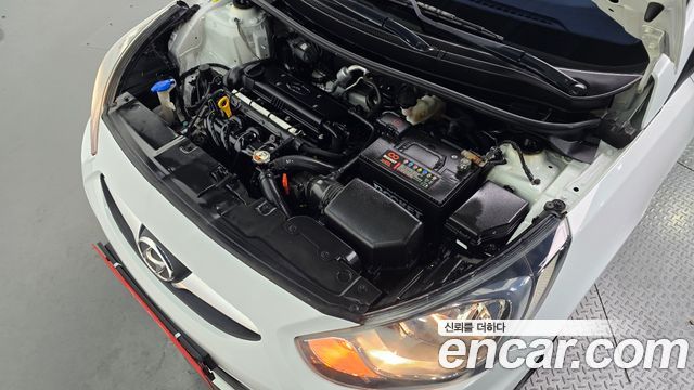Hyundai Accent 2012 — photo 6