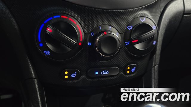 Hyundai Accent 2012 — photo 22