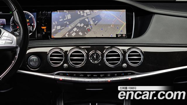 Mercedes-Benz S-Class 2017 — photo 14