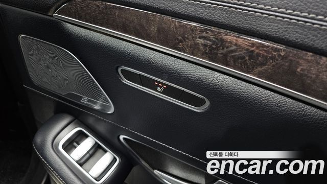 Mercedes-Benz S-Class 2017 — photo 19
