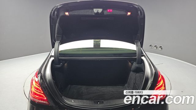 Mercedes-Benz S-Class 2017 — photo 20