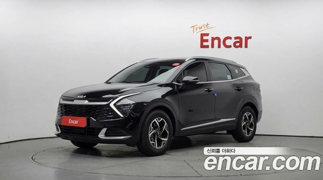 Kia Sportage 2023 — photo 1