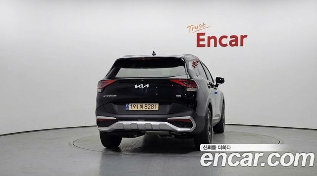 Kia Sportage 2023 — photo 4