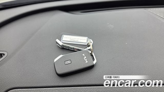 Kia Sportage 2023 — photo 17