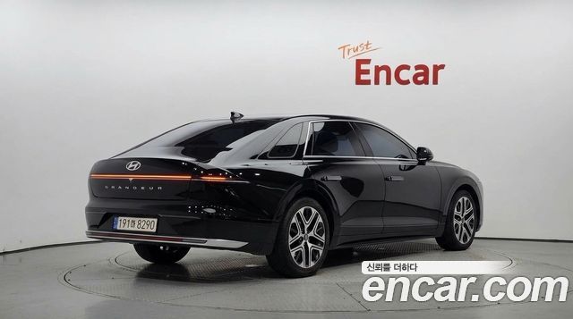 Hyundai Grandeur 2023 — photo 2