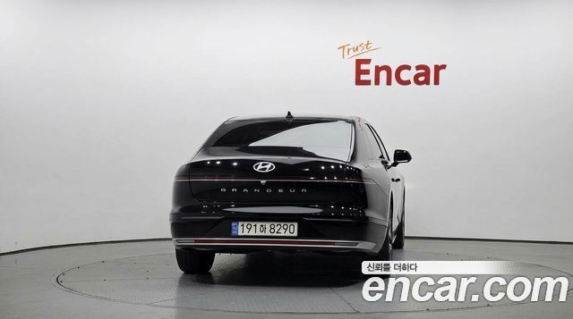 Hyundai Grandeur 2023 — photo 4