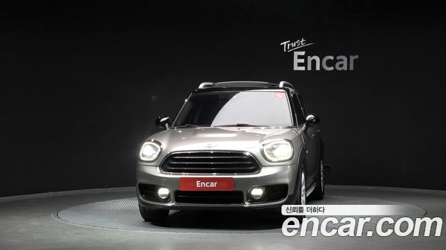 Mini Countryman 2017 — photo 3