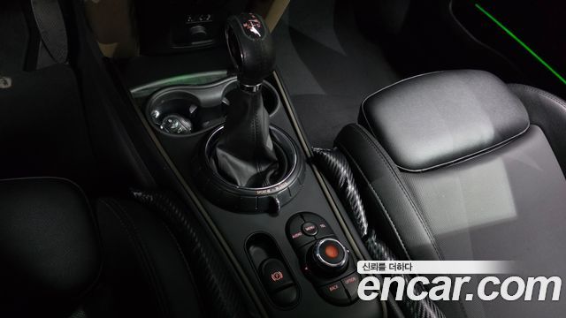 Mini Countryman 2017 — photo 9
