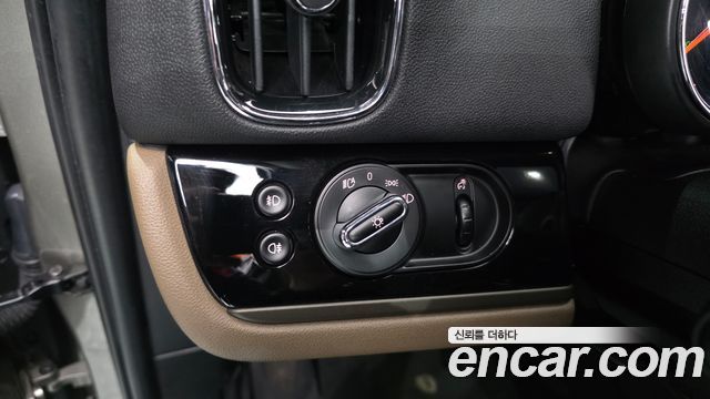 Mini Countryman 2017 — photo 19