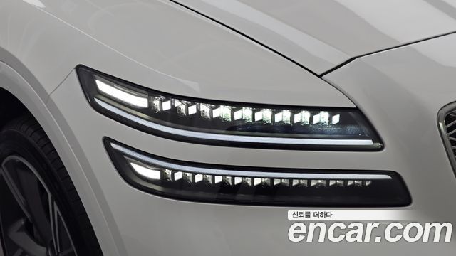 Genesis GV80 2025 — photo 8