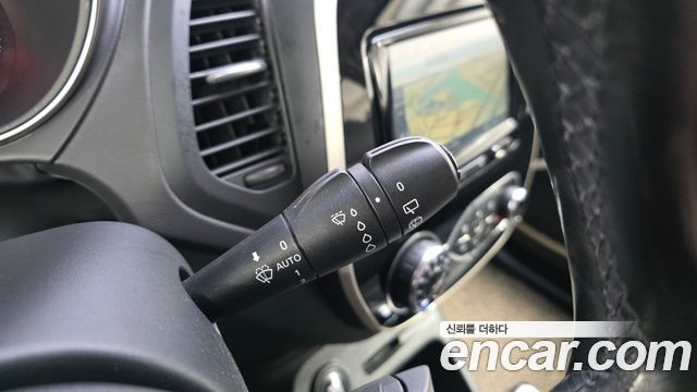 Renault Korea QM3 2018 — photo 17