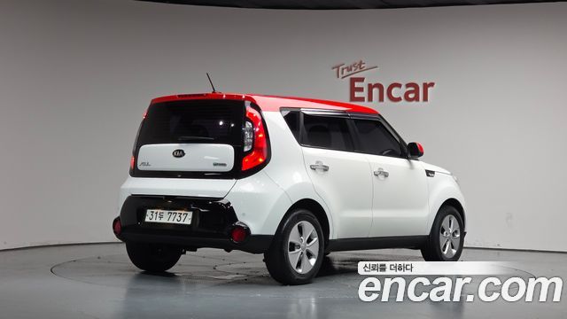 Kia Soul 2015 — photo 2