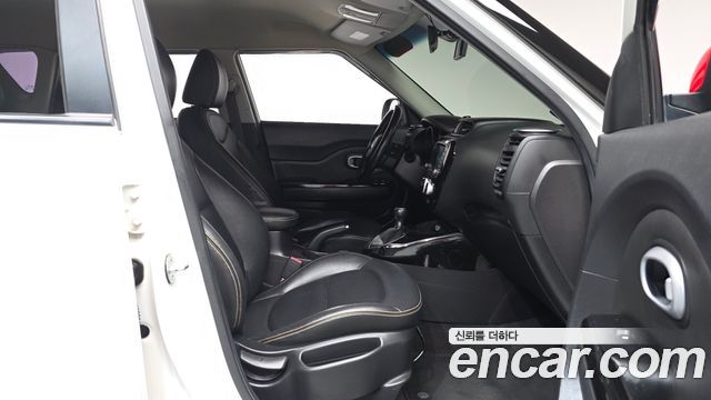 Kia Soul 2015 — photo 16