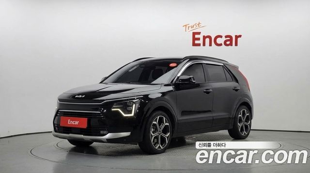 Kia Niro 2023 — photo 1