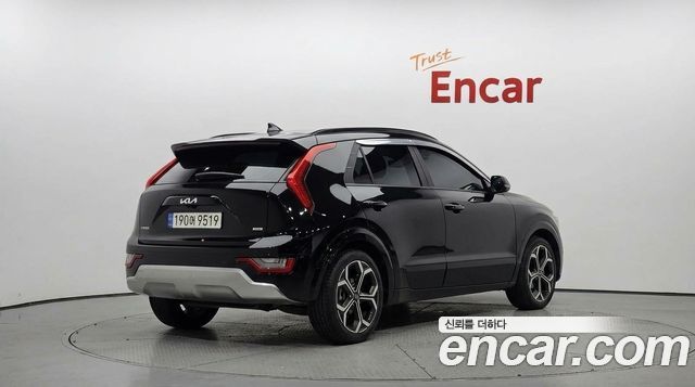 Kia Niro 2023 — photo 2