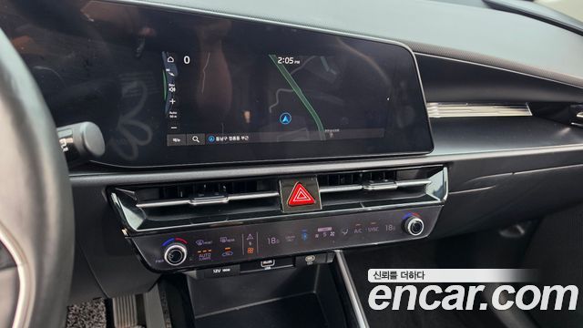 Kia Niro 2023 — photo 13