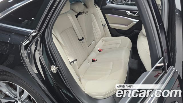 Audi A6 2023 — photo 12