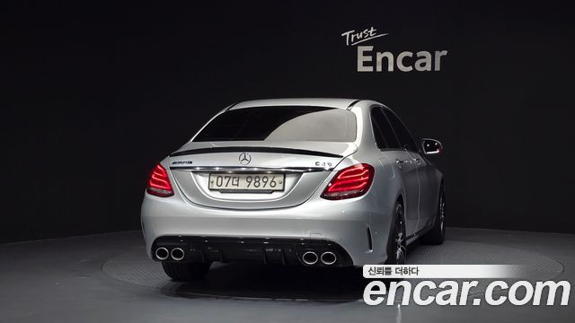 Mercedes-Benz C-Class 2018 — photo 4