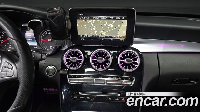 Mercedes-Benz C-Class 2018 — photo 13