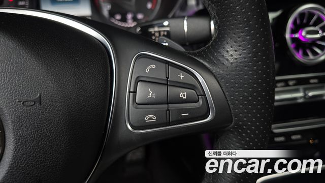 Mercedes-Benz C-Class 2018 — photo 15