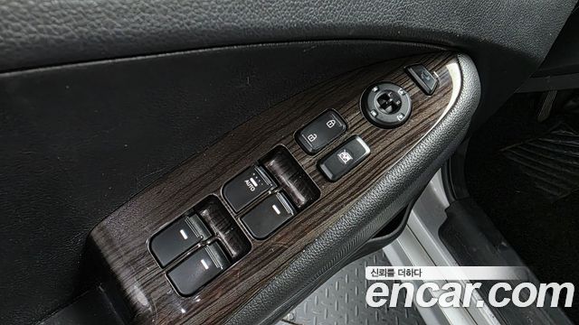 Kia K5 2013 — photo 17
