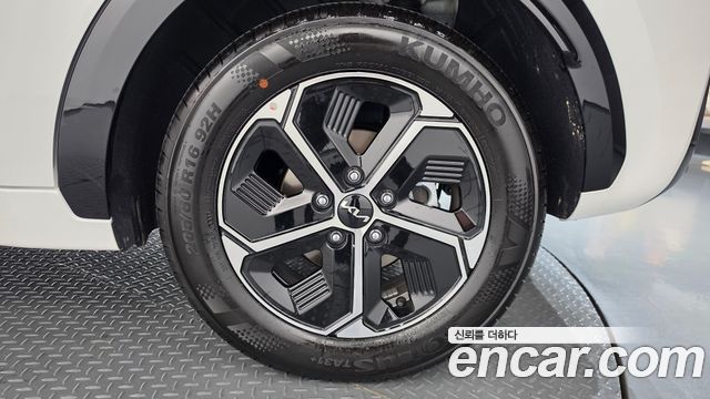 Kia Niro 2027 — photo 7